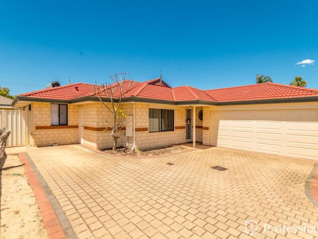 Spacious 4x2 Home with Three Separate Living Areas