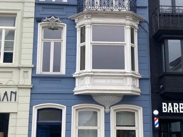 Spacious 5 bed house with 2 facades for rent in Ghent