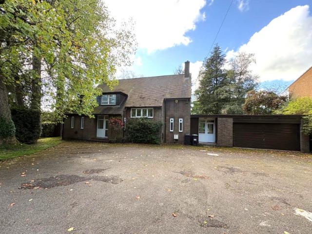 Spacious 5 bed house in Rednall for £1100 PCM