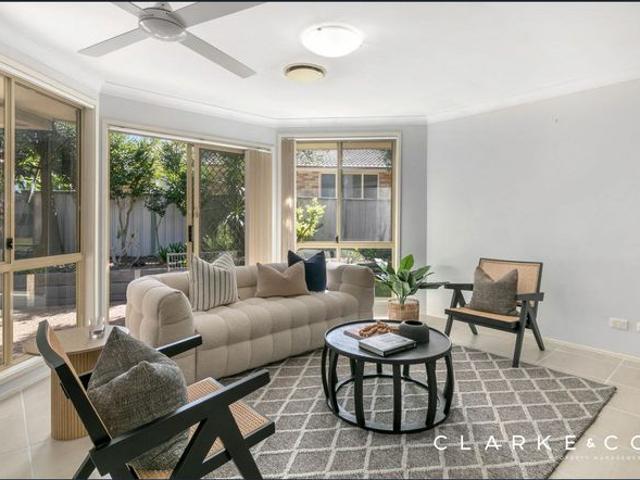 SPACIOUS 5 BEDROOM FAMILY HOME!