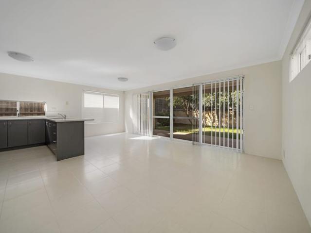 Spacious 5 bedroom Family home!