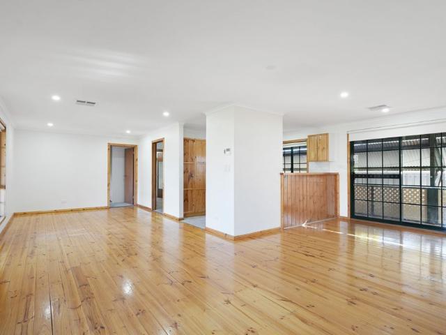 Spacious 5 Bedroom Family Home