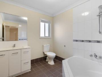 Spacious 5 Bedroom Family Home in Calamvale