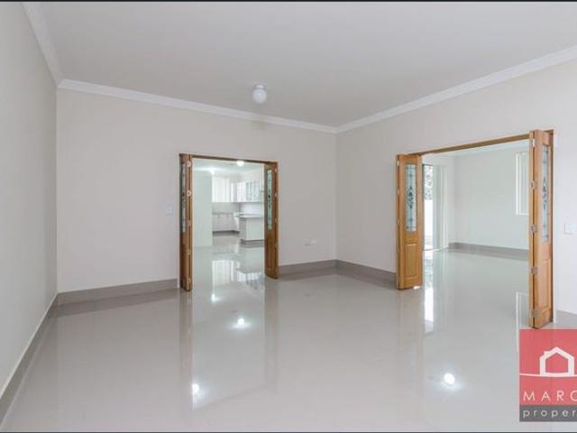 Spacious 5 Bedroom Family Home In Secured Estate!