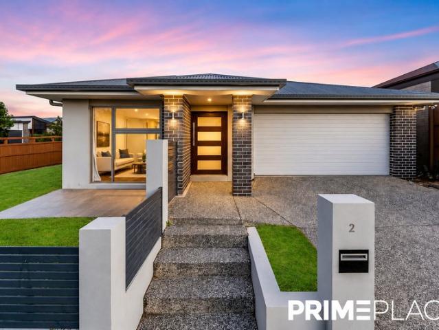 Spacious 5 Bedroom Family Home in Springfield Lakes' Prestigious Peninsula Precinct