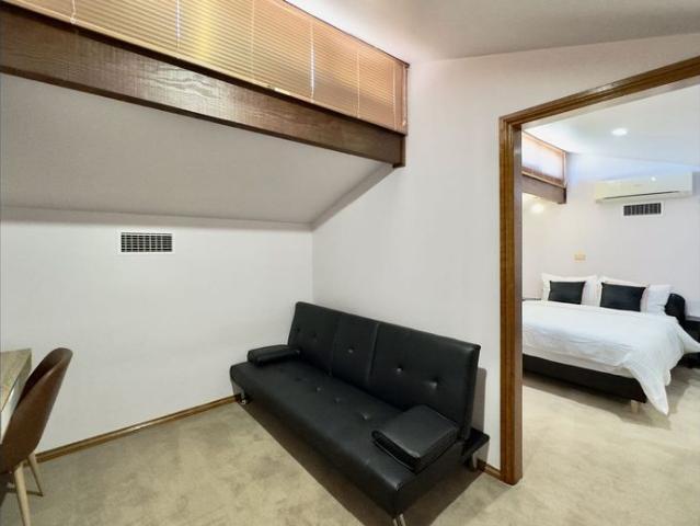 Furnished Spacious 5 Bedroom Family Home in Prime Forestville Location