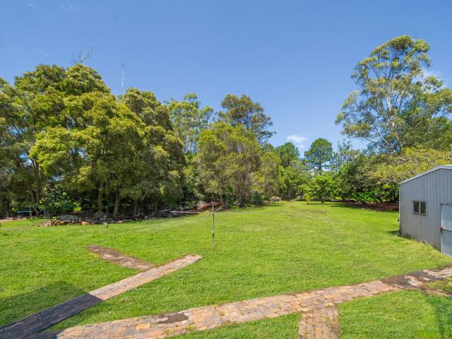 Spacious 5 Bedroom Family Home on 1.2 Acres Perfect for Your Growing Family!
