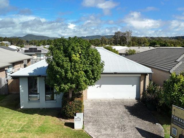 Spacious 5 Bedroom Family Home | Multiple Living Areas | Outstanding Family Lifestyle & Investment Opportunity