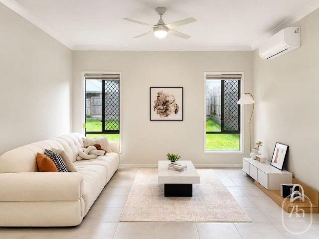 Spacious 5 Bedroom Family Home with Double Garage in Pallara
