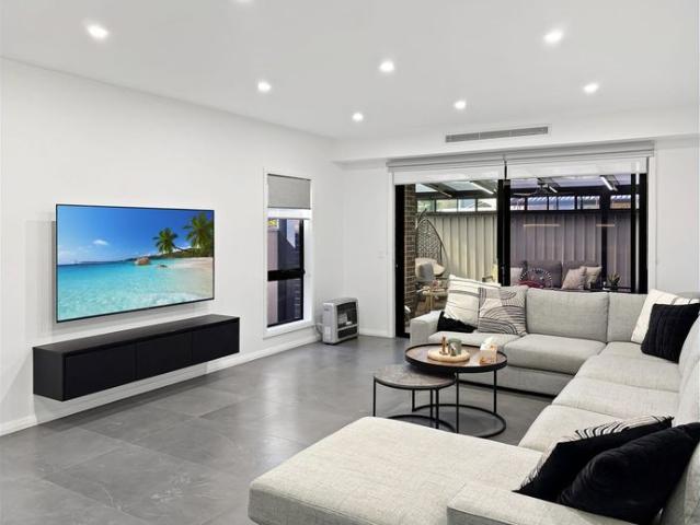 Spacious 5 Bedroom Family Home with Exceptional Space & Convenience