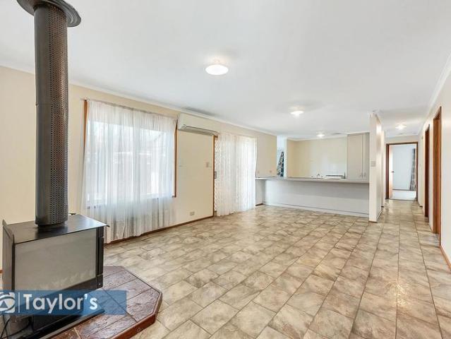 Spacious 5 Bedroom Family Home with Multiple Living Areas