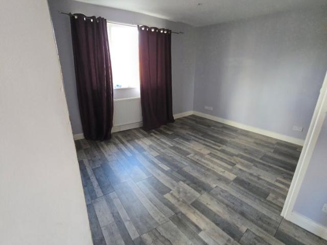 Spacious 5 Bedroom House to Rent