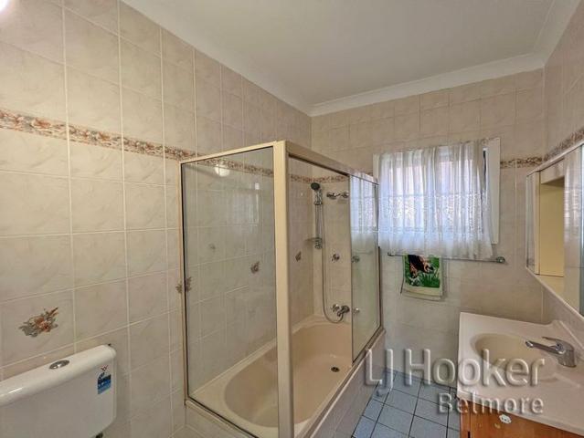 Spacious 5 Bedroom Home