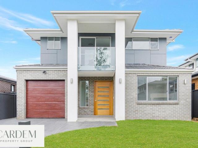 Spacious 5 Bedroom Home !