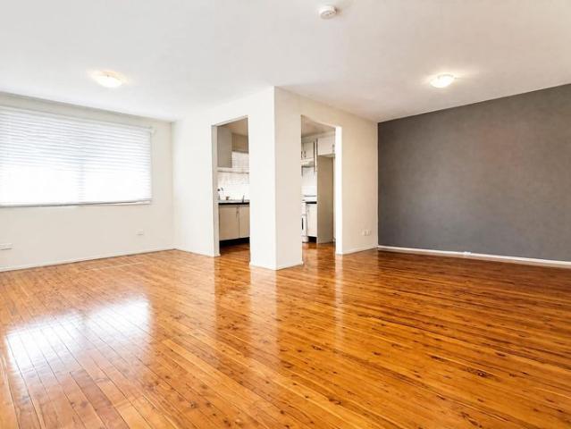 Spacious 5 Bedroom Home with Multiple Ensuites & Rear Balcony