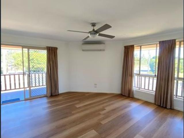Spacious 5 Bedroom Home Convenient Location