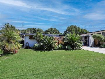 Spacious 5 Bedroom Home Designed for Modern Family Living