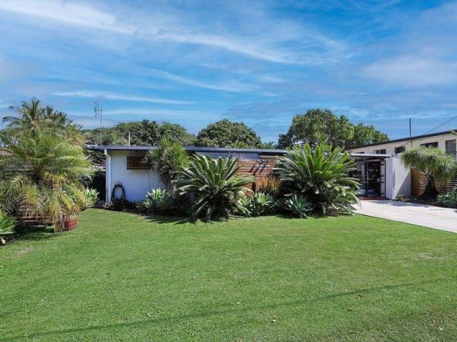 Spacious 5 Bedroom Home Designed for Modern Family Living