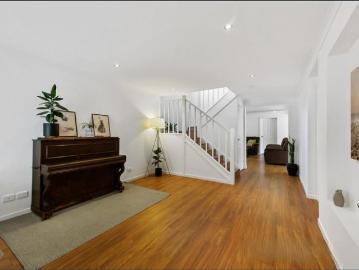 Spacious 5 Bedroom Home for Lease with a Terrace and Park in Melton South!