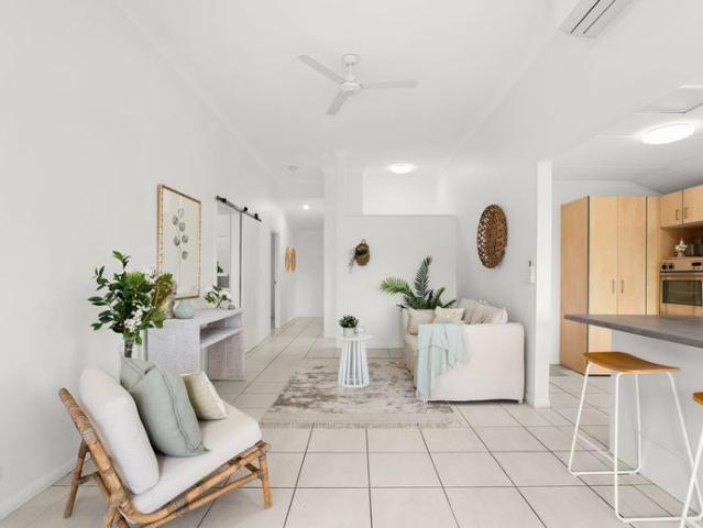 Spacious 5 Bedroom Home in the Heart of Nambour!