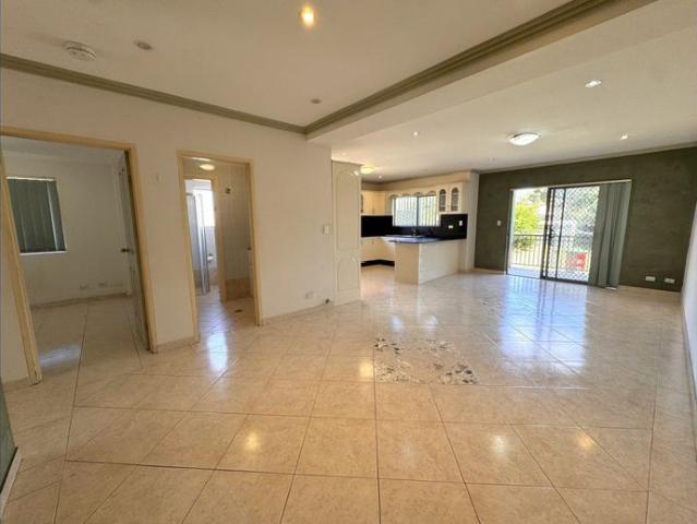 Spacious 5 bedroom home in a quiet location