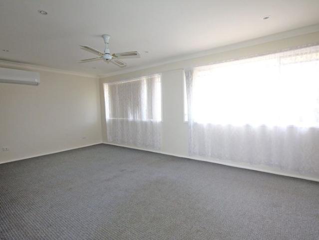 Spacious 5 Bedroom Home in downtown location
