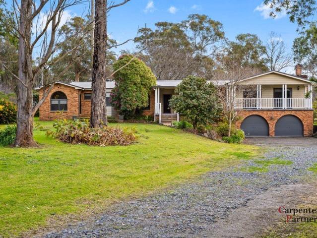 Spacious 5 Bedroom Home on Approx. 2.8 Acres