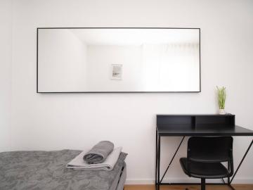 Spacious 5 Room Apartment I 2 Bathrooms I Ideal for Teams & Groups