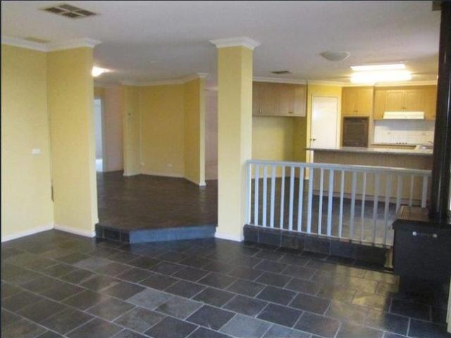 Spacious 5 x 2 home with exceptional outdoor entertaining area!