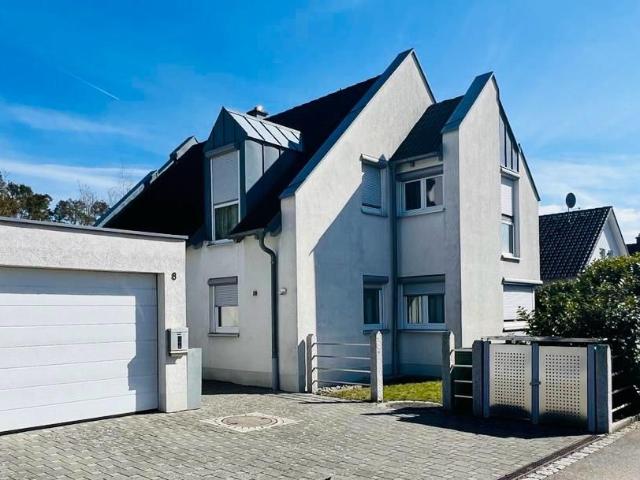 Spacious 5.5 room house with garden, sauna & parking spaces – ideal for temporary living
