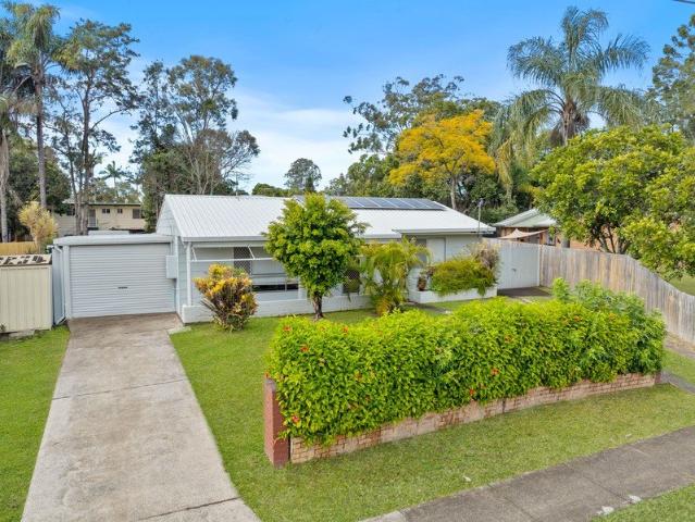 Spacious 607m² Block with Side Access & Endless Potential