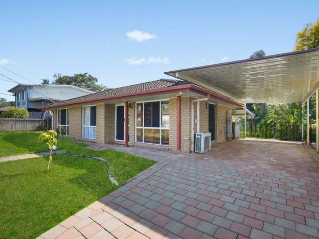 Spacious 750sqm Home with Huge Shed & Exceptional Outdoor Living