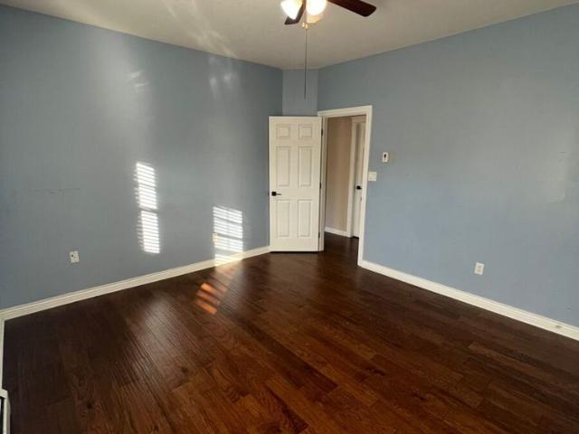 Spacious 7 Bedroom Home in Mission