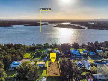 Spacious 892sqm Coastal Block Just 500m from the Beach
