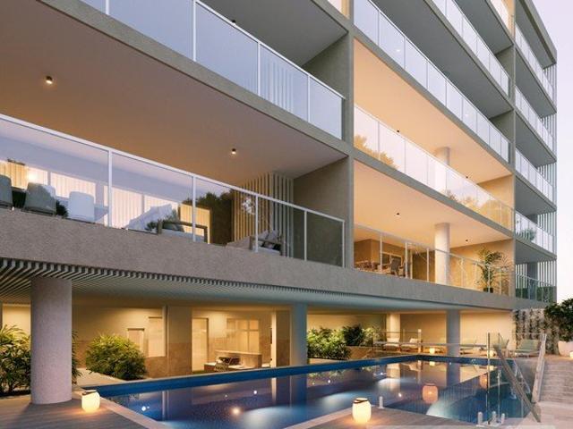Spacious 177m2 Three bedroom apartment with a multi purpose room