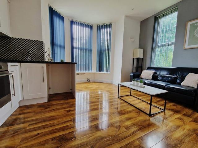 Spacious 1 Bed Apartment Available 4th November