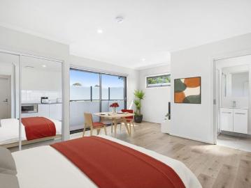 Spacious 1 Bed Set in Leafy Heidelberg West