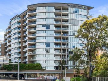 Spacious 1 bedder located in Pacific Point