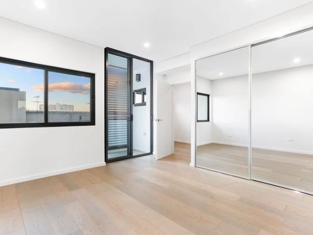 Spacious 1 Bedroom