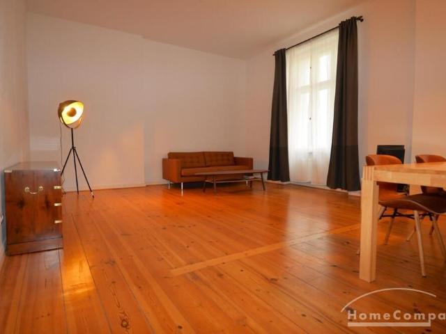 Spacious 1 bedroom apartment in Charlottenburg, furnished