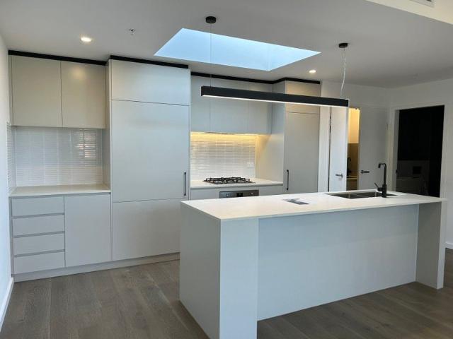 SPACIOUS 1 Bedroom Apartment READY TO MOVE IN