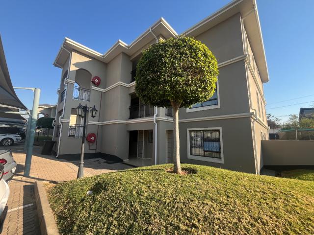 Spacious 1 Bedroom Apartment to Rent in Fourways