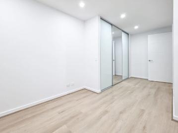 Spacious 1 Bedroom Apartment with Large Multipurpose Space