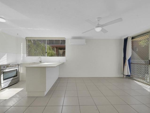 Spacious 1 bedroom Apartment