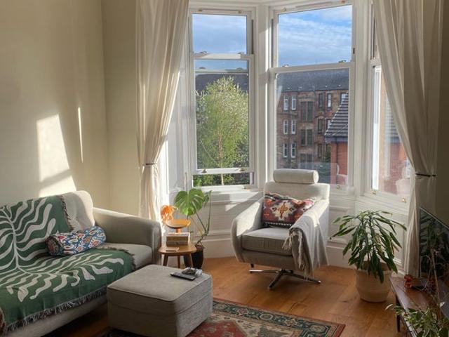 Spacious 1 Bedroom Flat to Rent in Glasgow