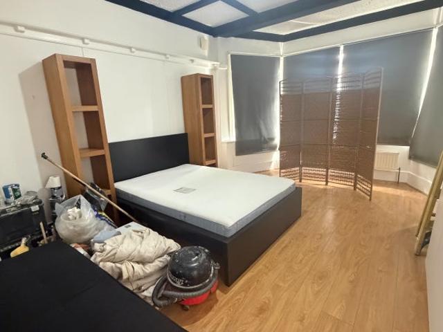 Spacious 1 Bedroom in *Kensal Rise