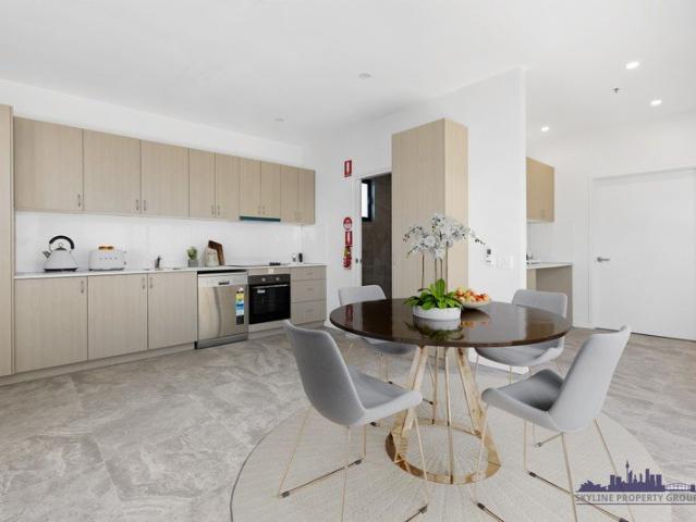 Spacious 1 Bedroom Self Contained Unit Fully Wheelchair Accessible