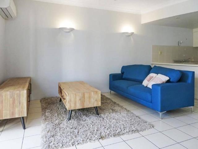 Spacious 1 Bedroom Unit