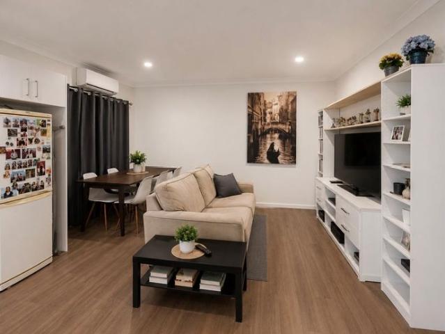 SPACIOUS 1 BEDROOM UNIT IN A QUIET LOCATION