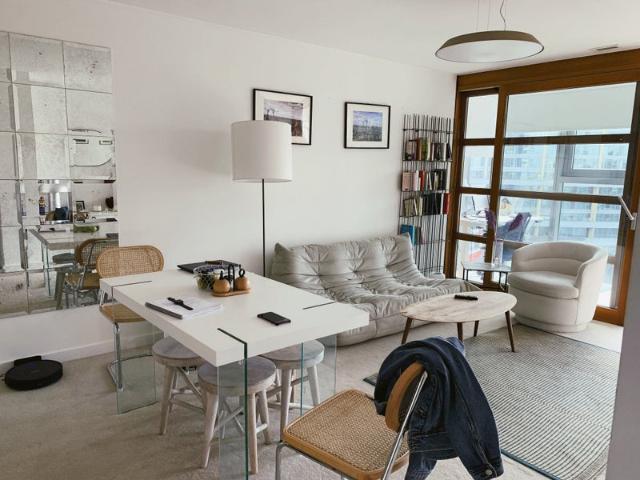Spacious 1Bed Flat facing Thames